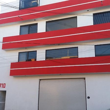 Hostal Avante Toluca Exterior photo