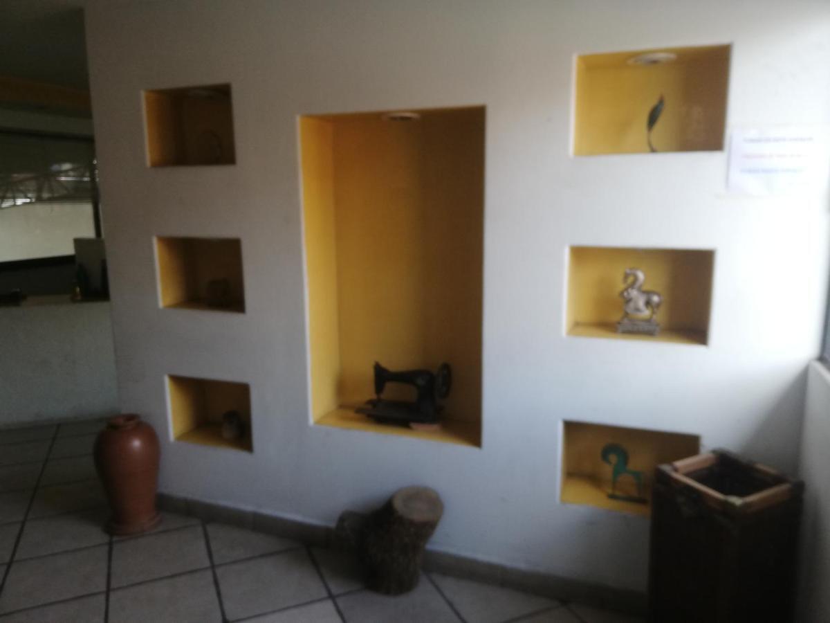 Hostal Avante Toluca Exterior photo